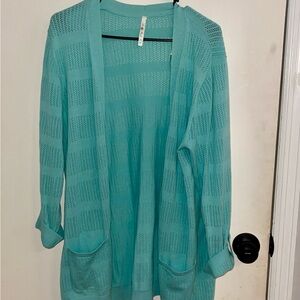 Leo & Nicole Turquoise Knit Cardigan